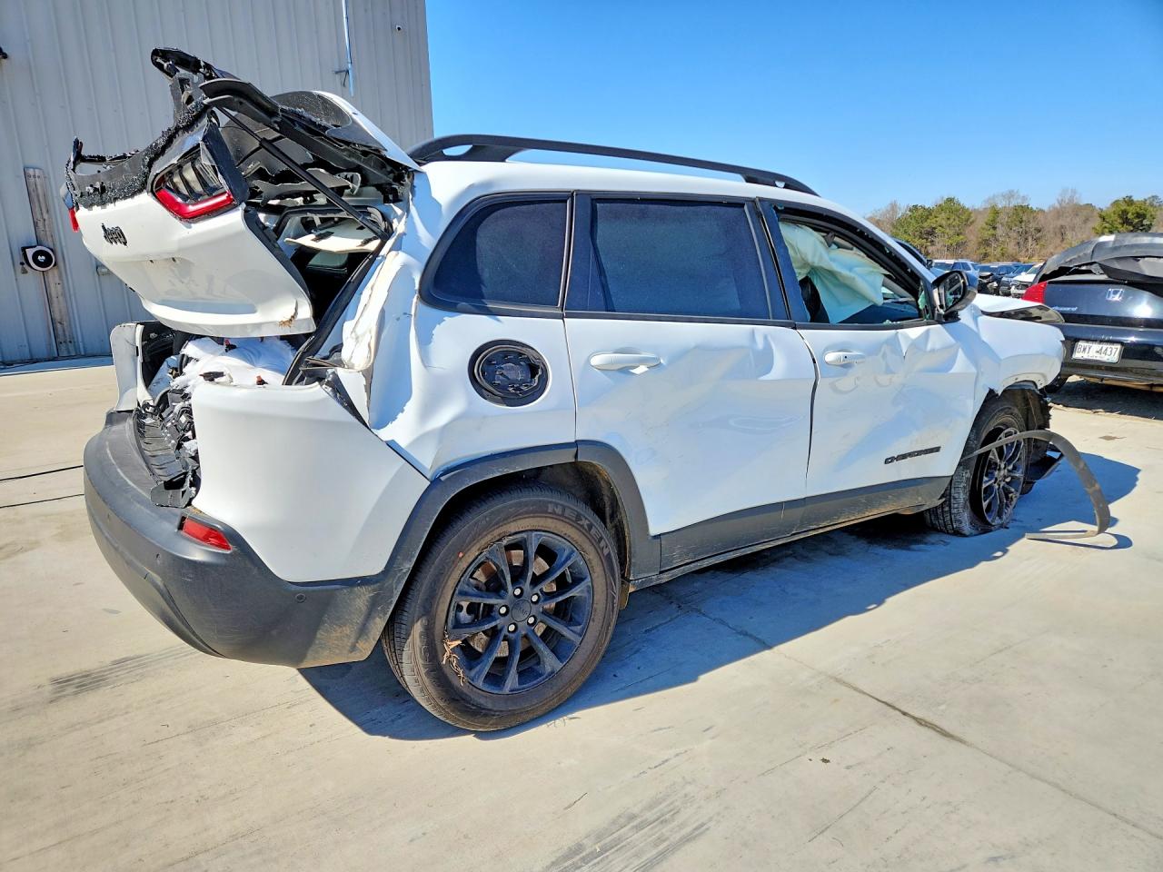 2023 JEEP CHEROKEE ALTITUDE LUX photo 5