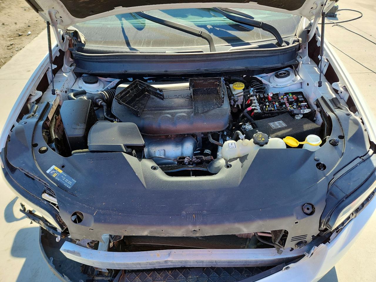 2023 JEEP CHEROKEE ALTITUDE LUX photo 23