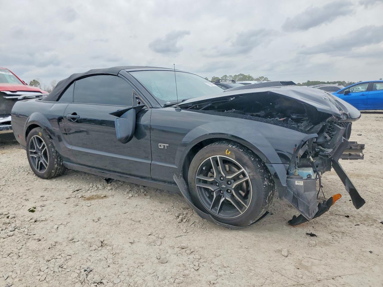 2006 FORD MUSTANG GT photo 4