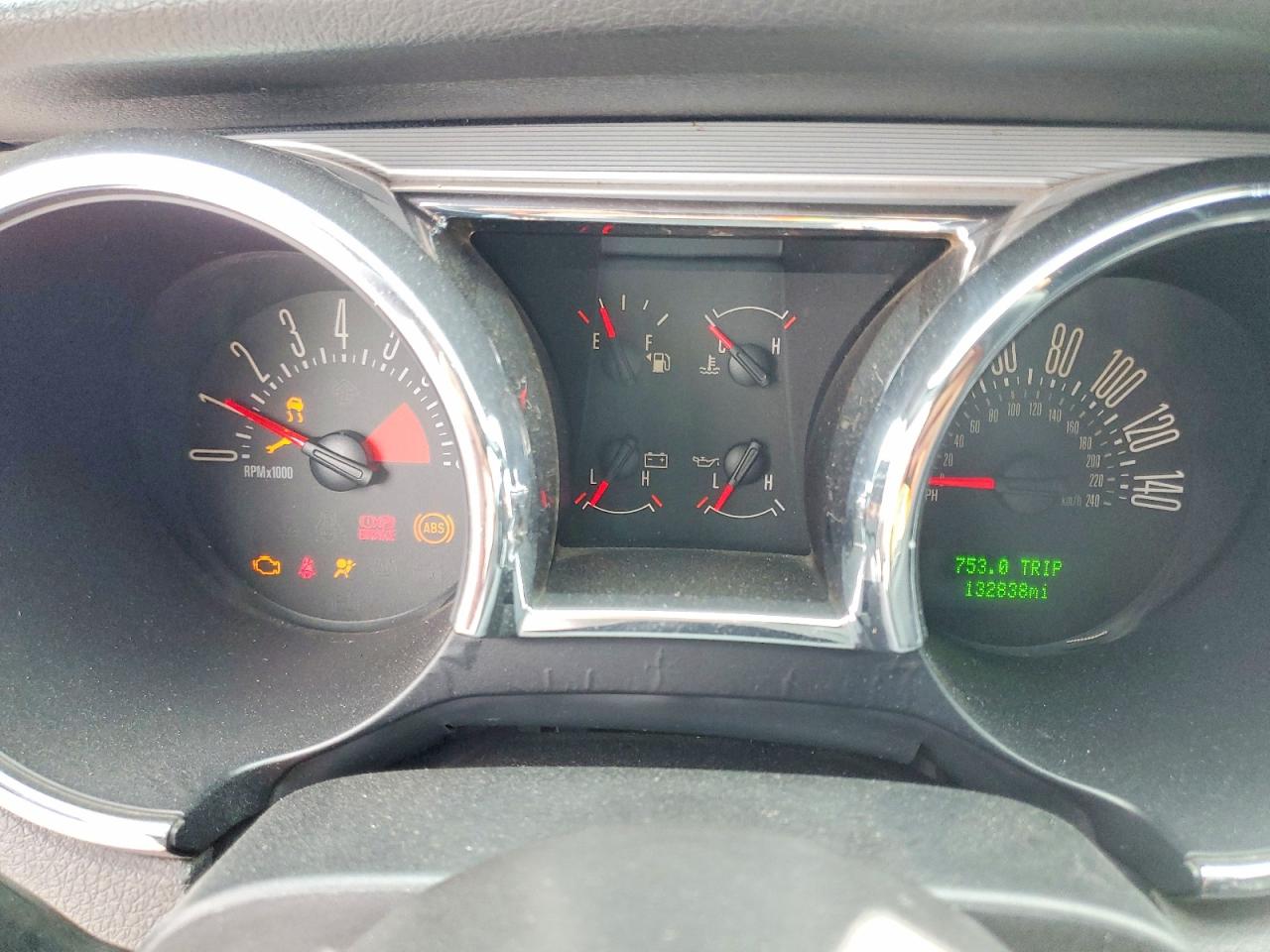 2006 FORD MUSTANG GT photo 9