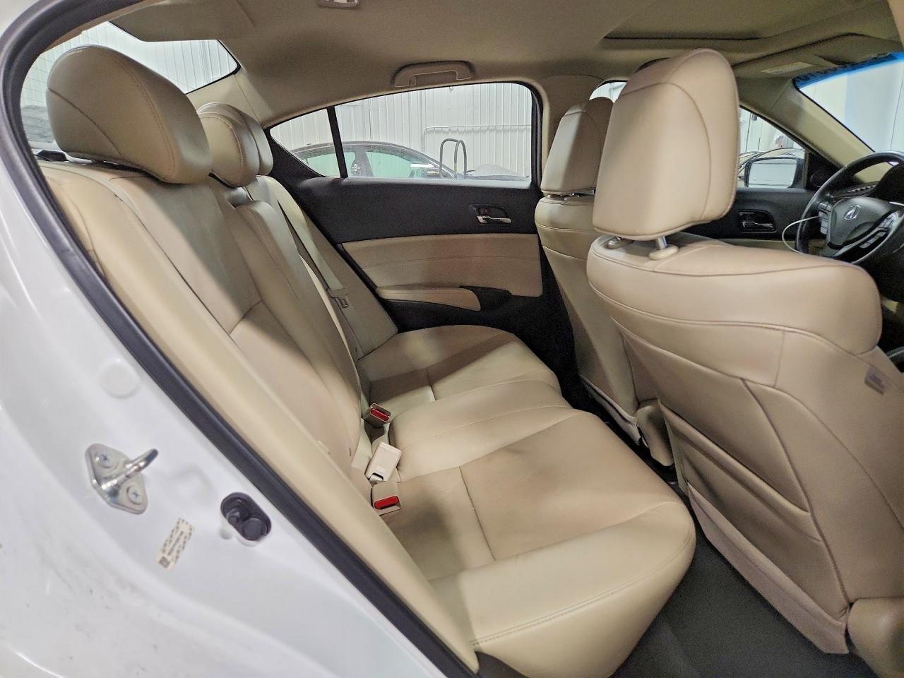 2013 ACURA ILX photo 10