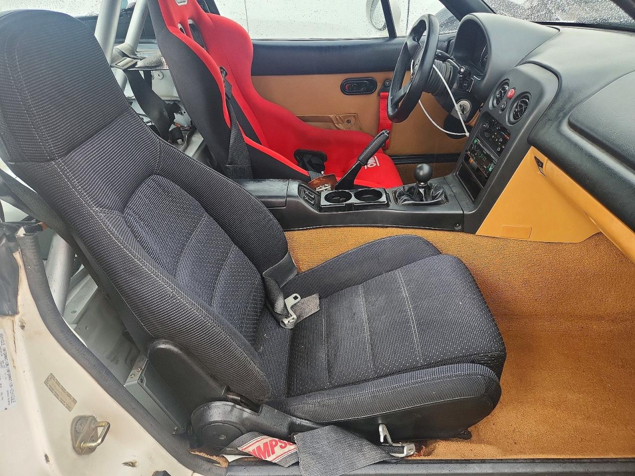1994 MAZDA MX-5 MIATA photo 10