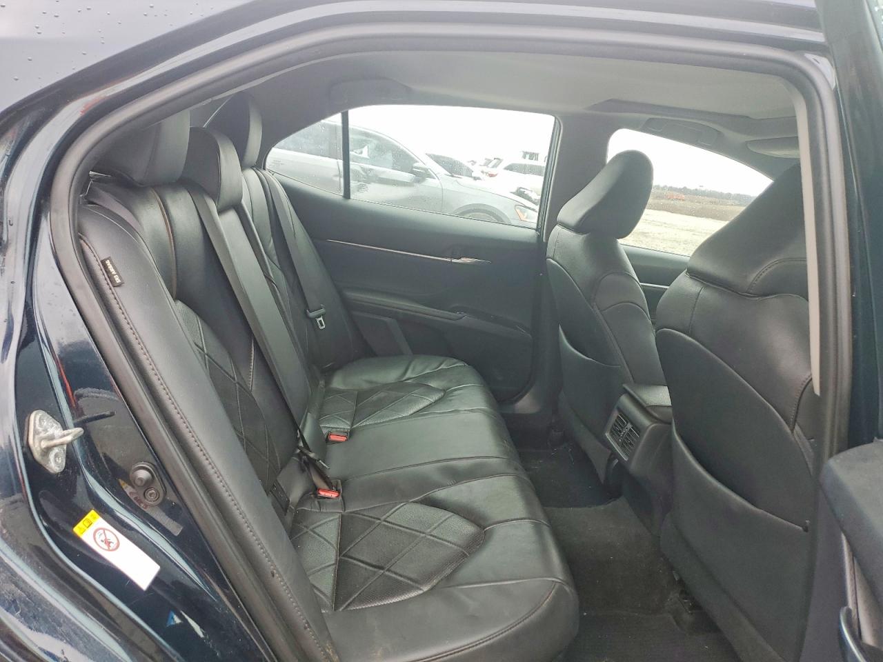 2018 TOYOTA CAMRY HYBRID photo 28