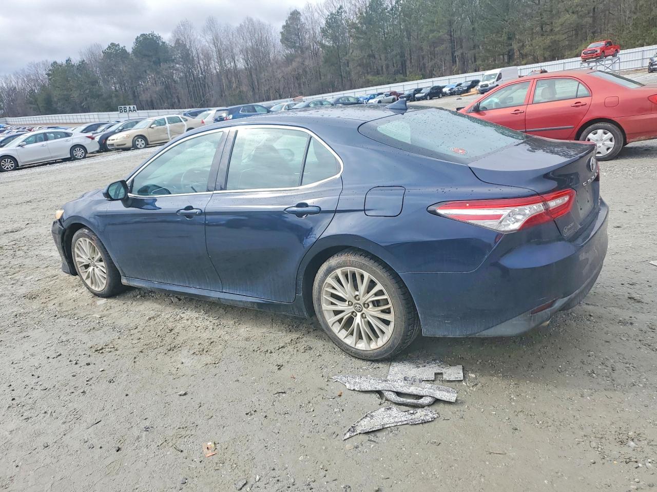 2018 TOYOTA CAMRY HYBRID photo 4