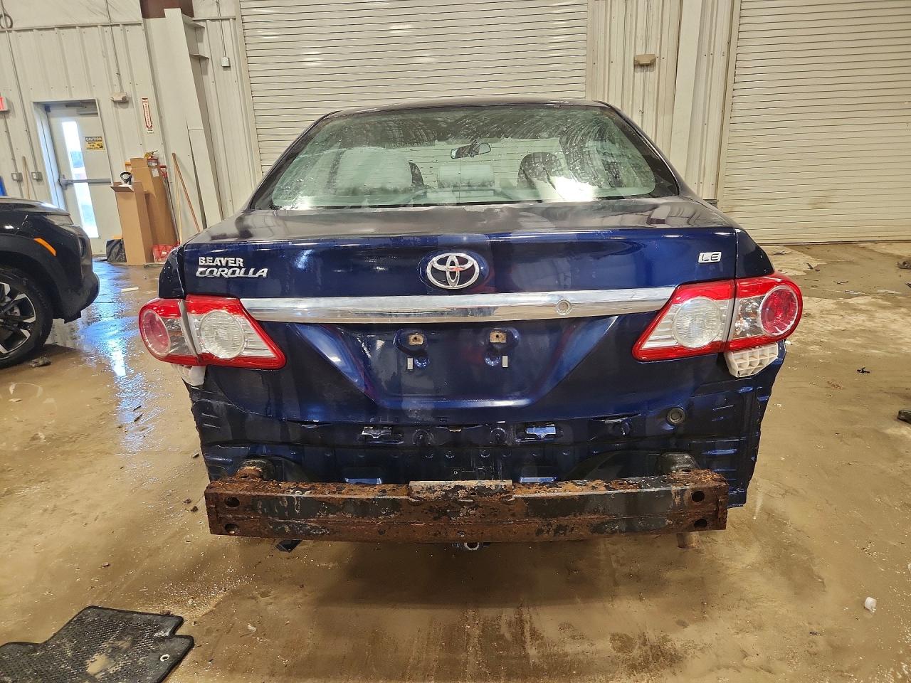 2013 TOYOTA COROLLA BASE photo 11