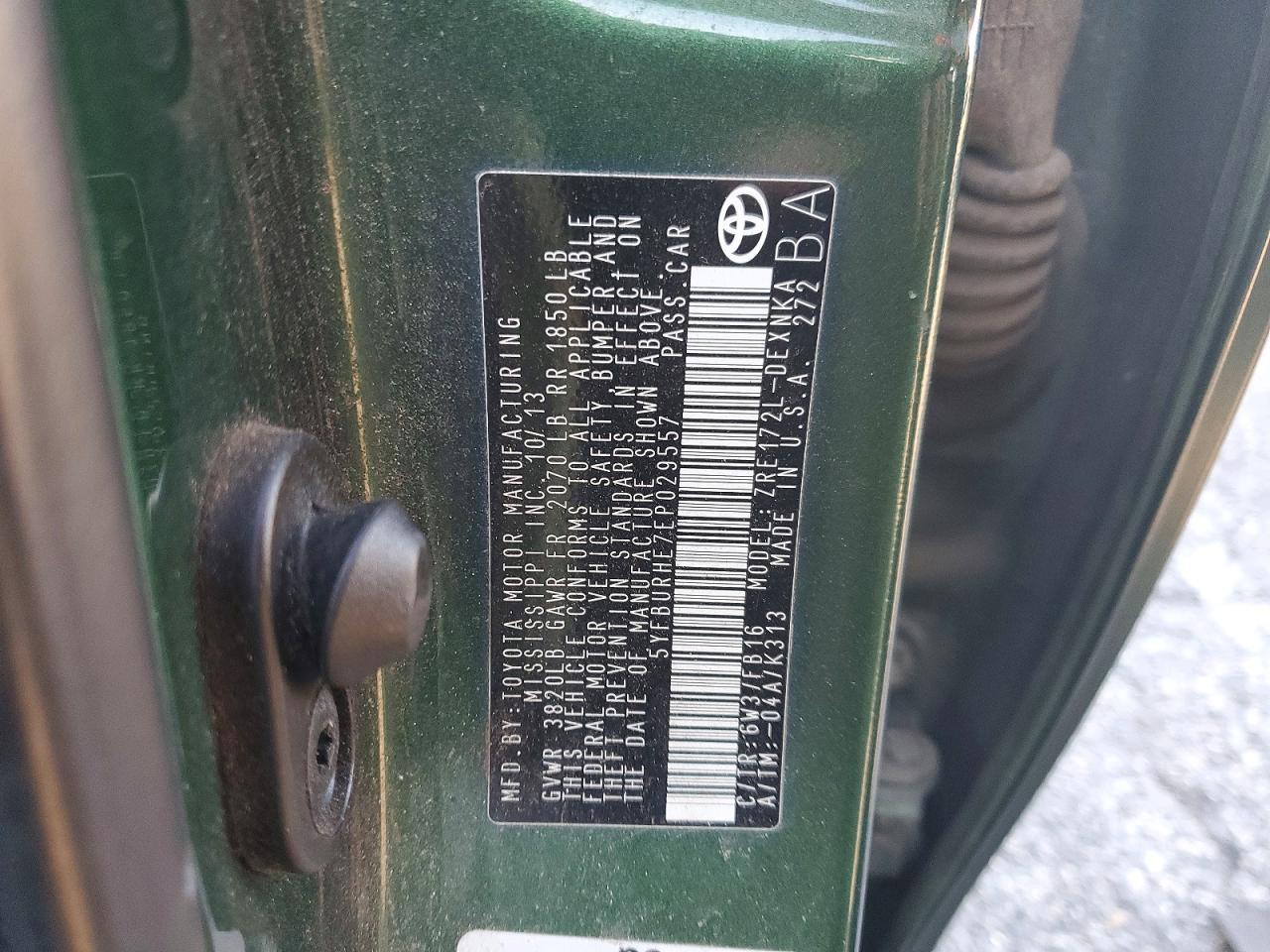 2014 TOYOTA COROLLA L photo 12
