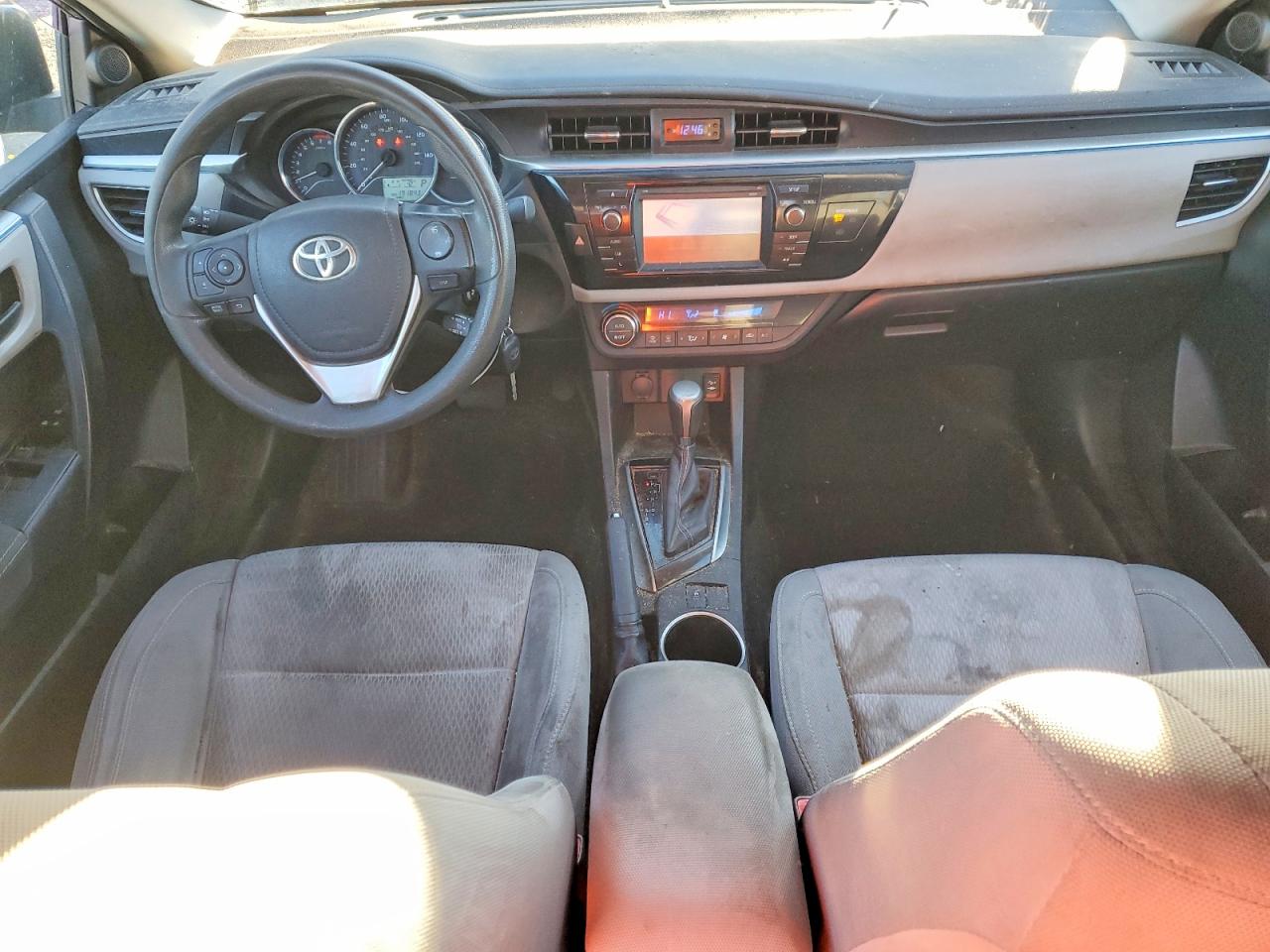 2014 TOYOTA COROLLA L photo 8