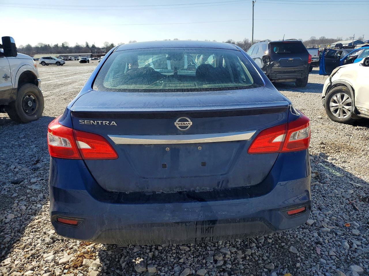 2019 NISSAN SENTRA S photo 6