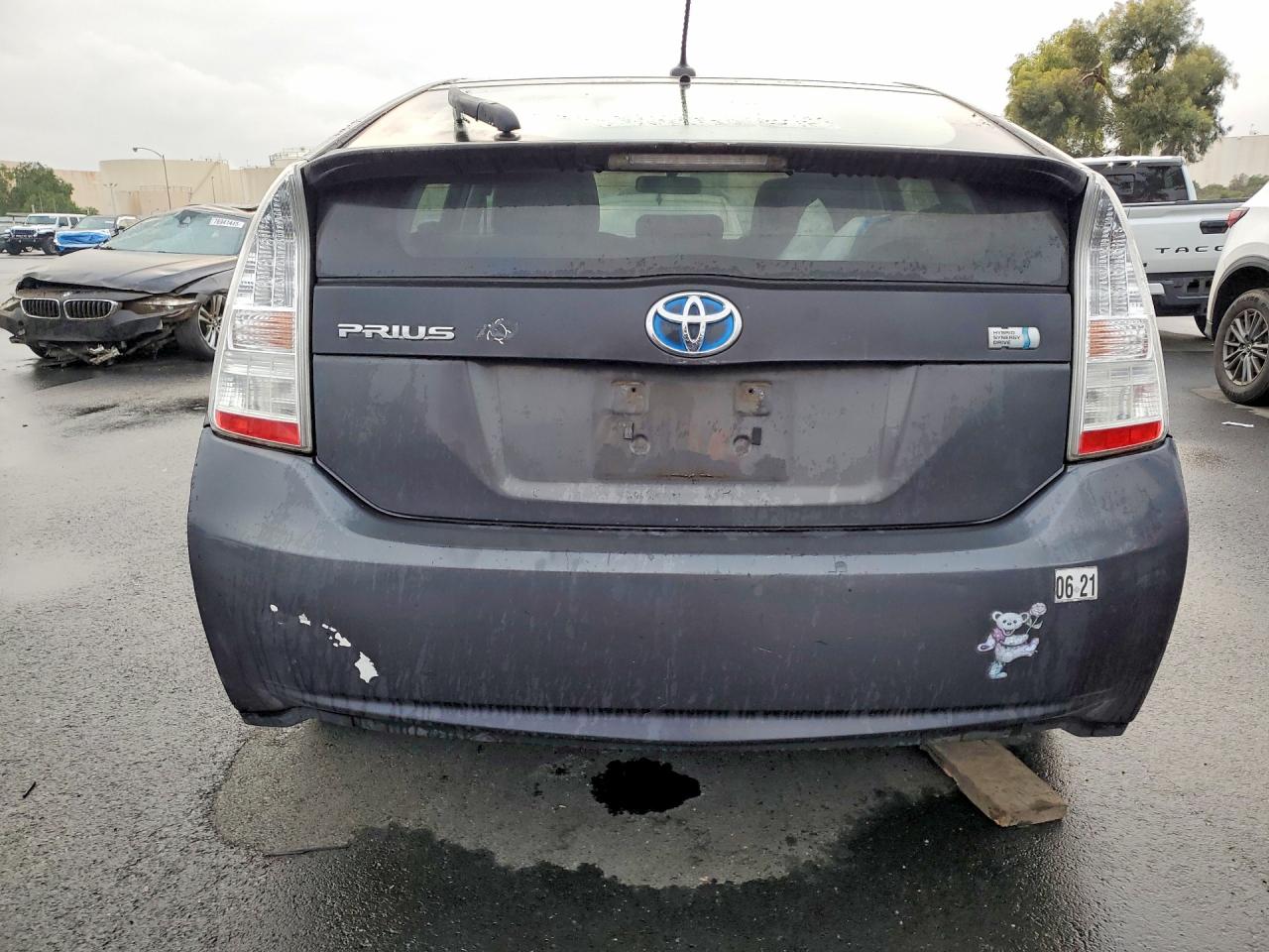 2010 TOYOTA PRIUS photo 11