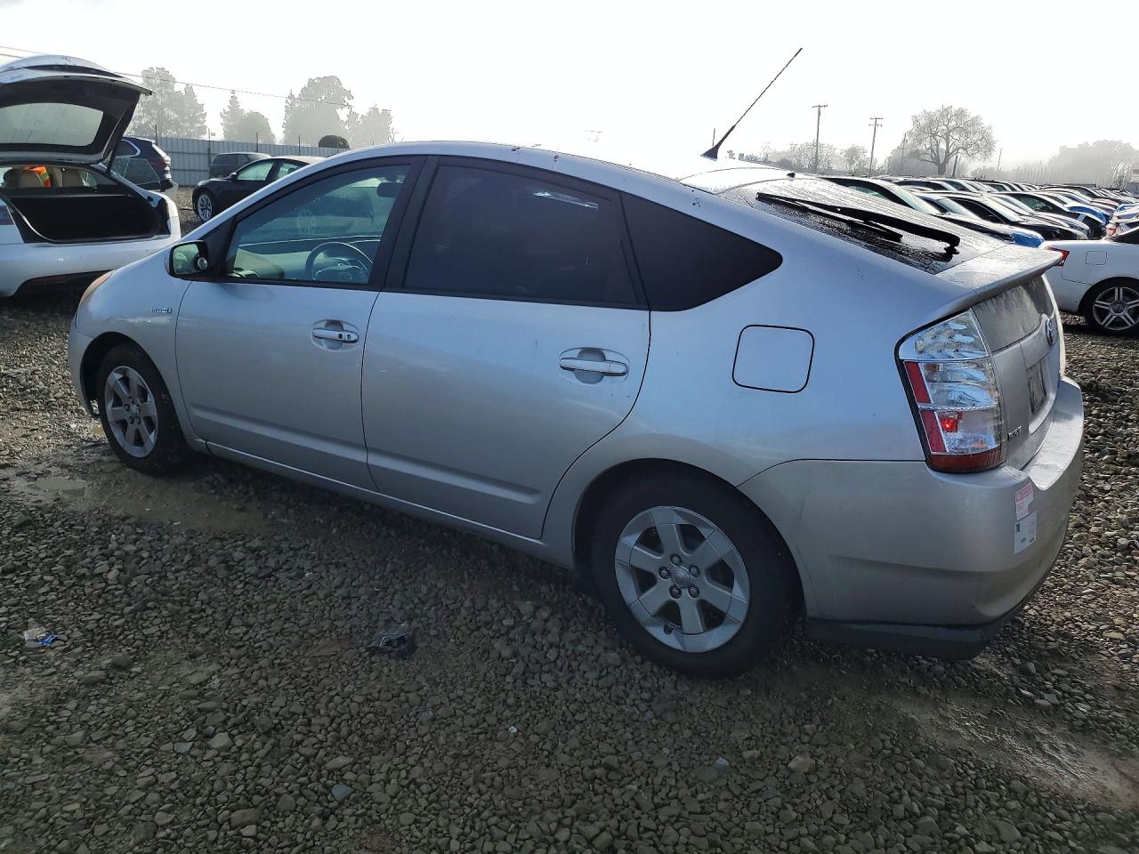 2009 TOYOTA PRIUS photo 3