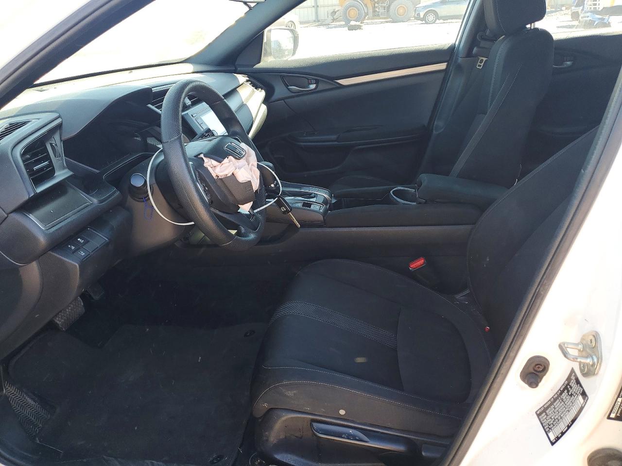 2020 HONDA CIVIC LX photo 13