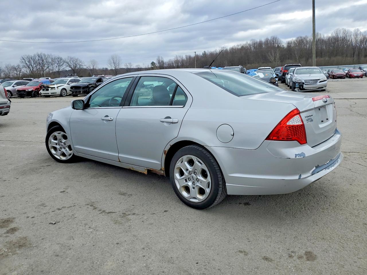2010 FORD FUSION SE photo 4