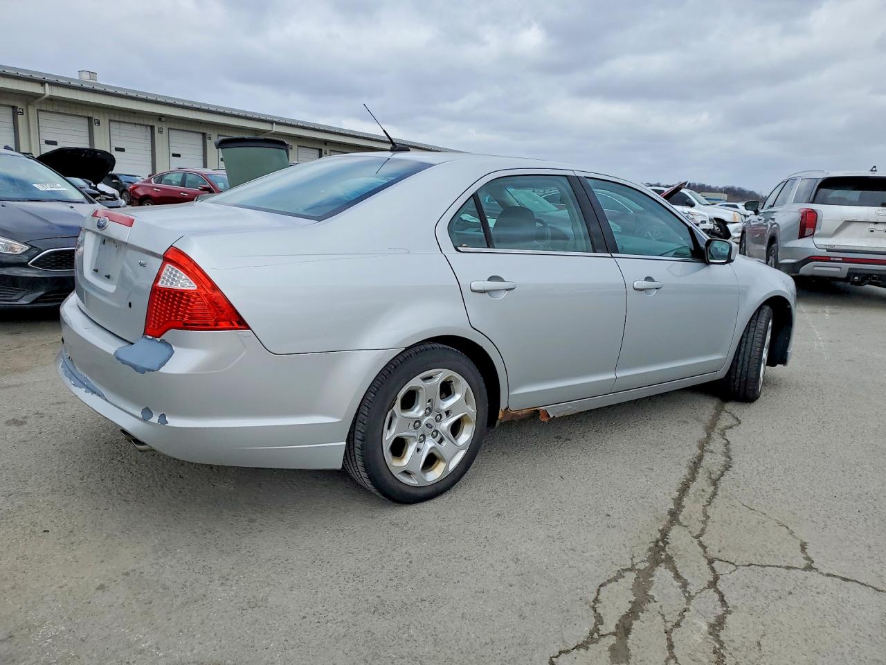 2010 FORD FUSION SE photo 7