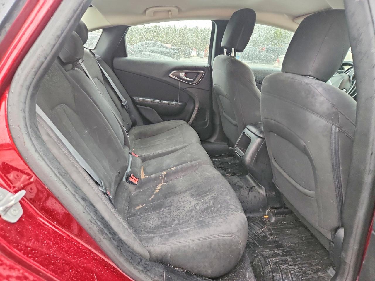 2015 CHRYSLER 200 photo 10