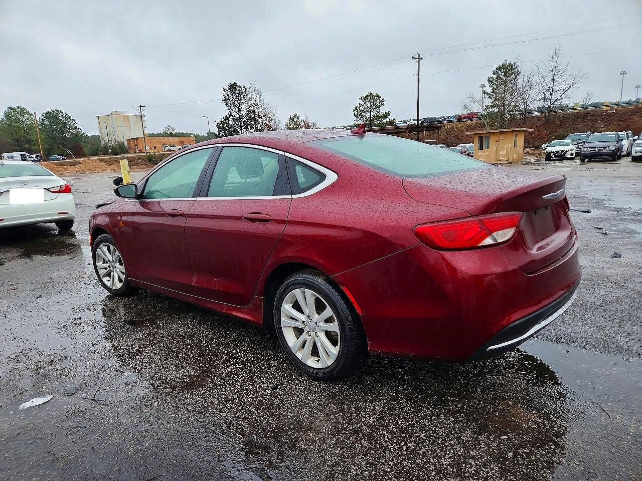 2015 CHRYSLER 200 photo 2