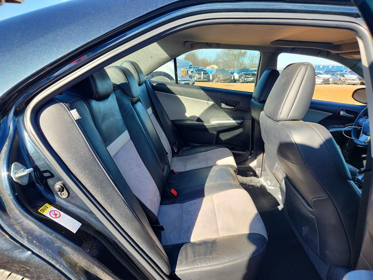 2012 TOYOTA CAMRY SE photo 19