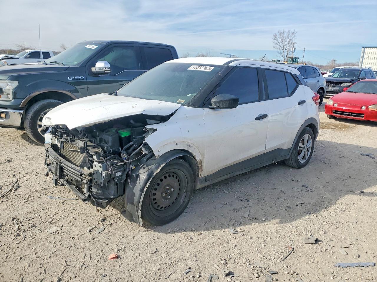 2020 NISSAN KICKS