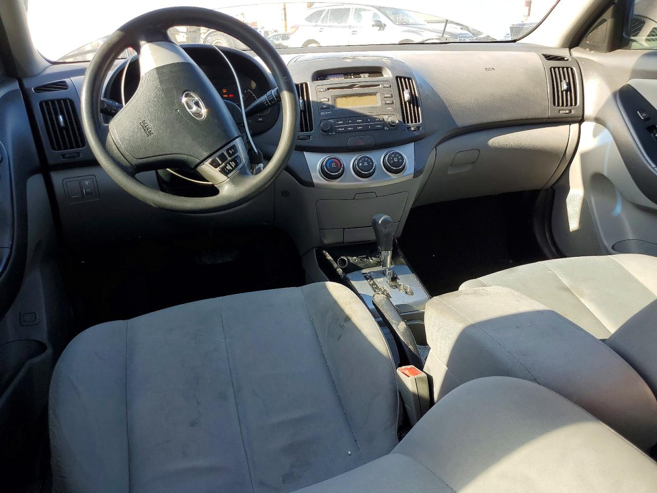 2010 HYUNDAI ELANTRA GLS photo 15