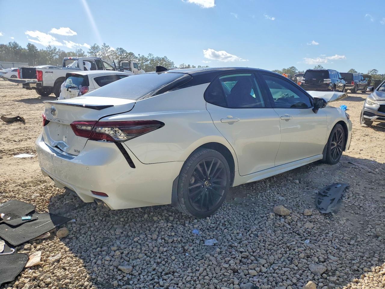 2021 TOYOTA CAMRY XSE V6 photo 5