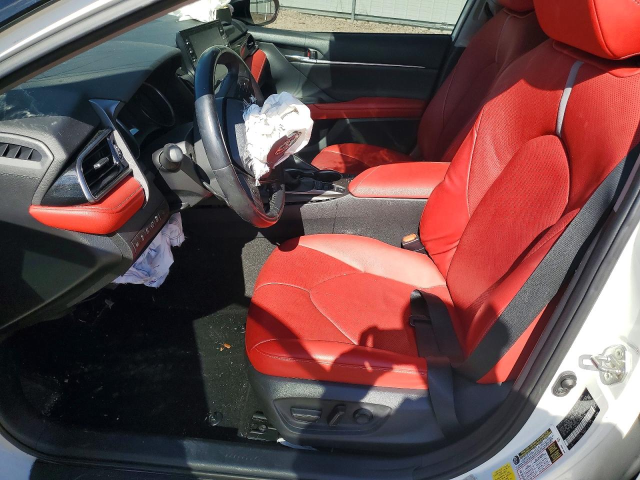 2021 TOYOTA CAMRY XSE V6 photo 13
