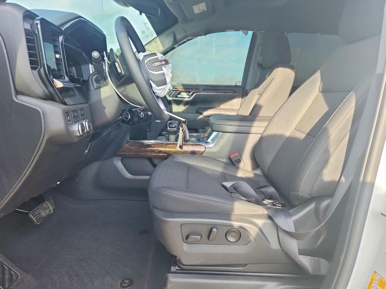 2025 GMC SIERRA K1500 ELEVATION photo 19