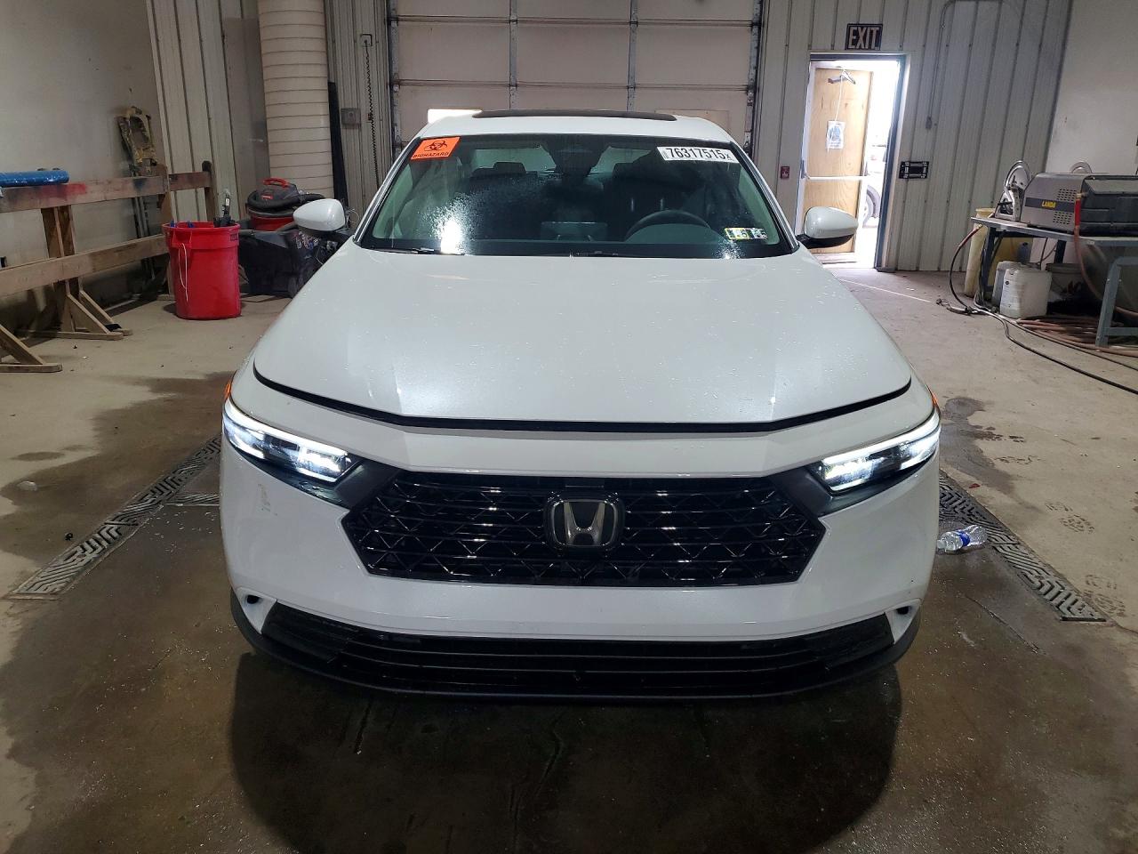 2024 HONDA ACCORD EX photo 9
