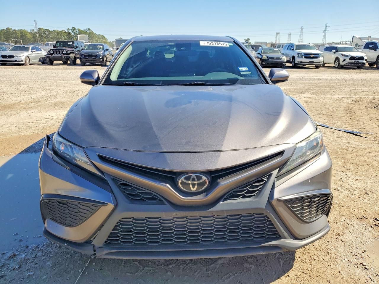2021 TOYOTA CAMRY SE photo 5