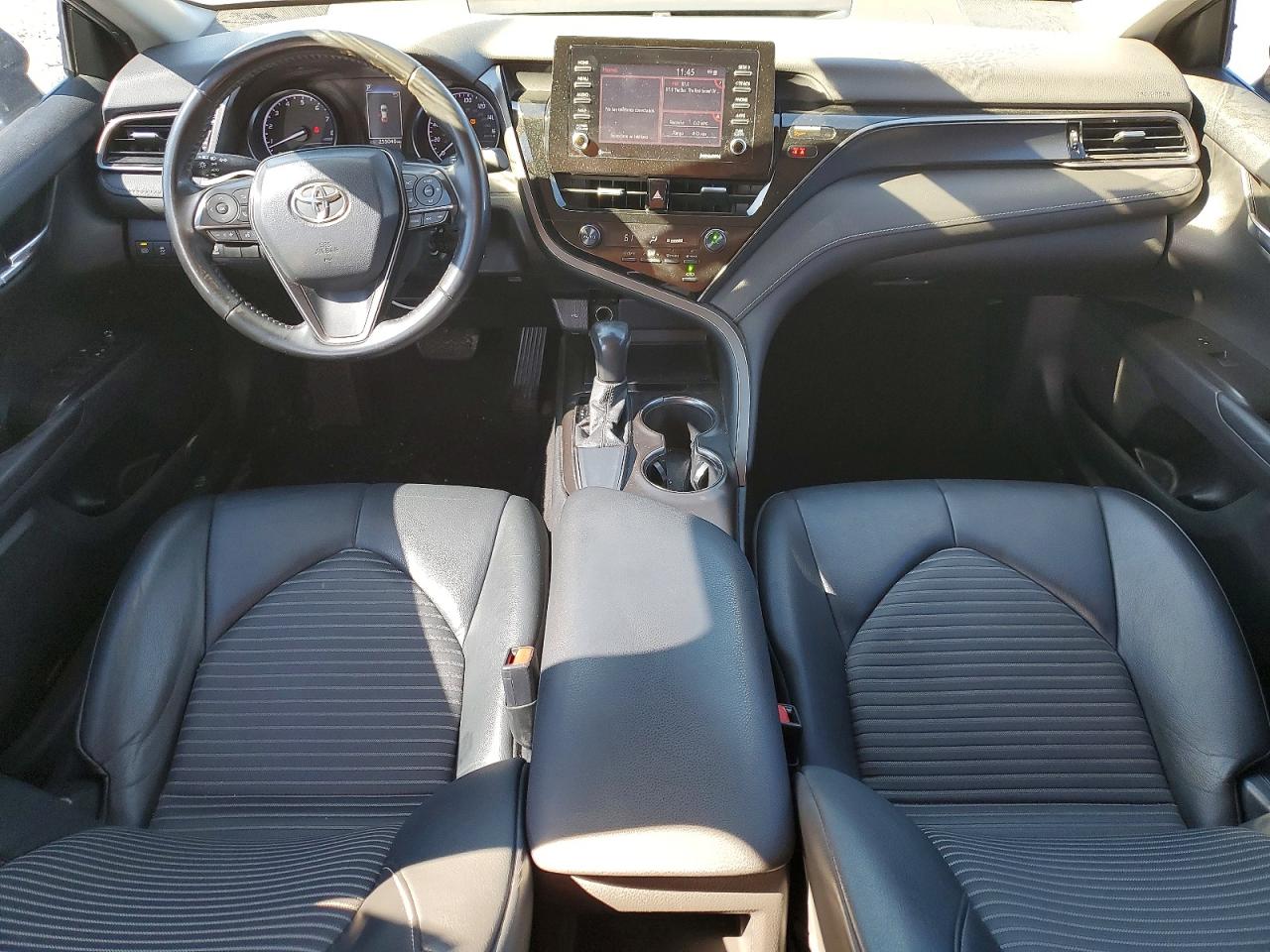 2021 TOYOTA CAMRY SE photo 8