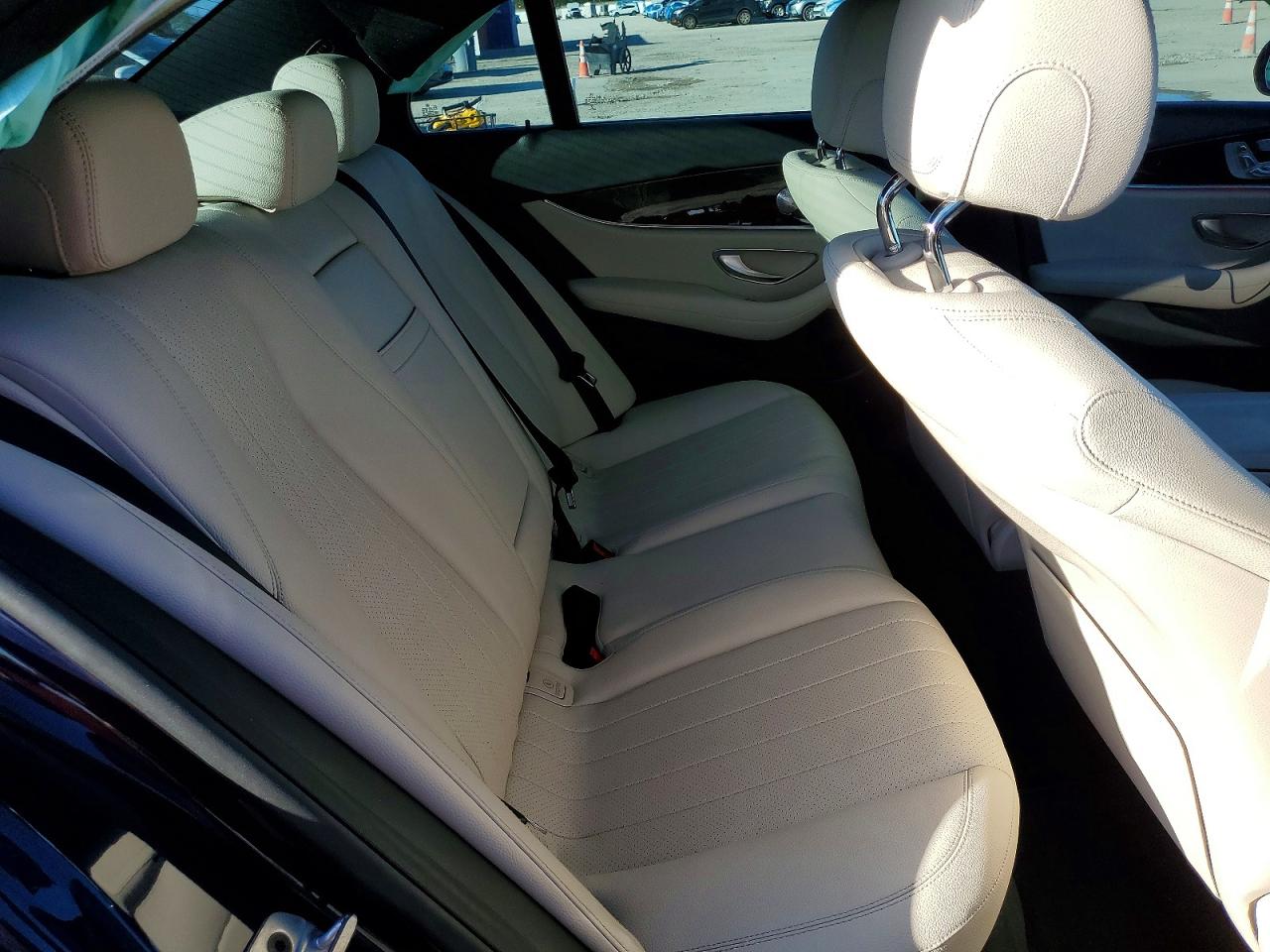 2020 MERCEDES-BENZ E 350 photo 10