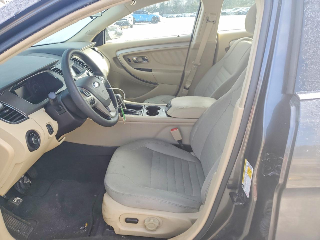 2018 FORD TAURUS SE photo 13