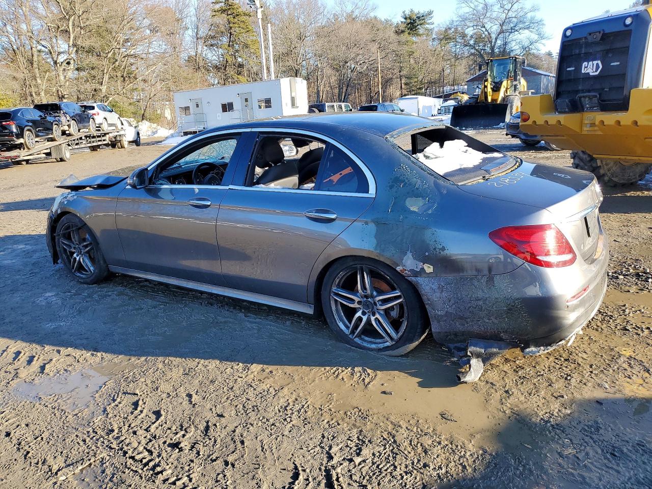 2017 MERCEDES-BENZ E 300 4MATIC photo 3