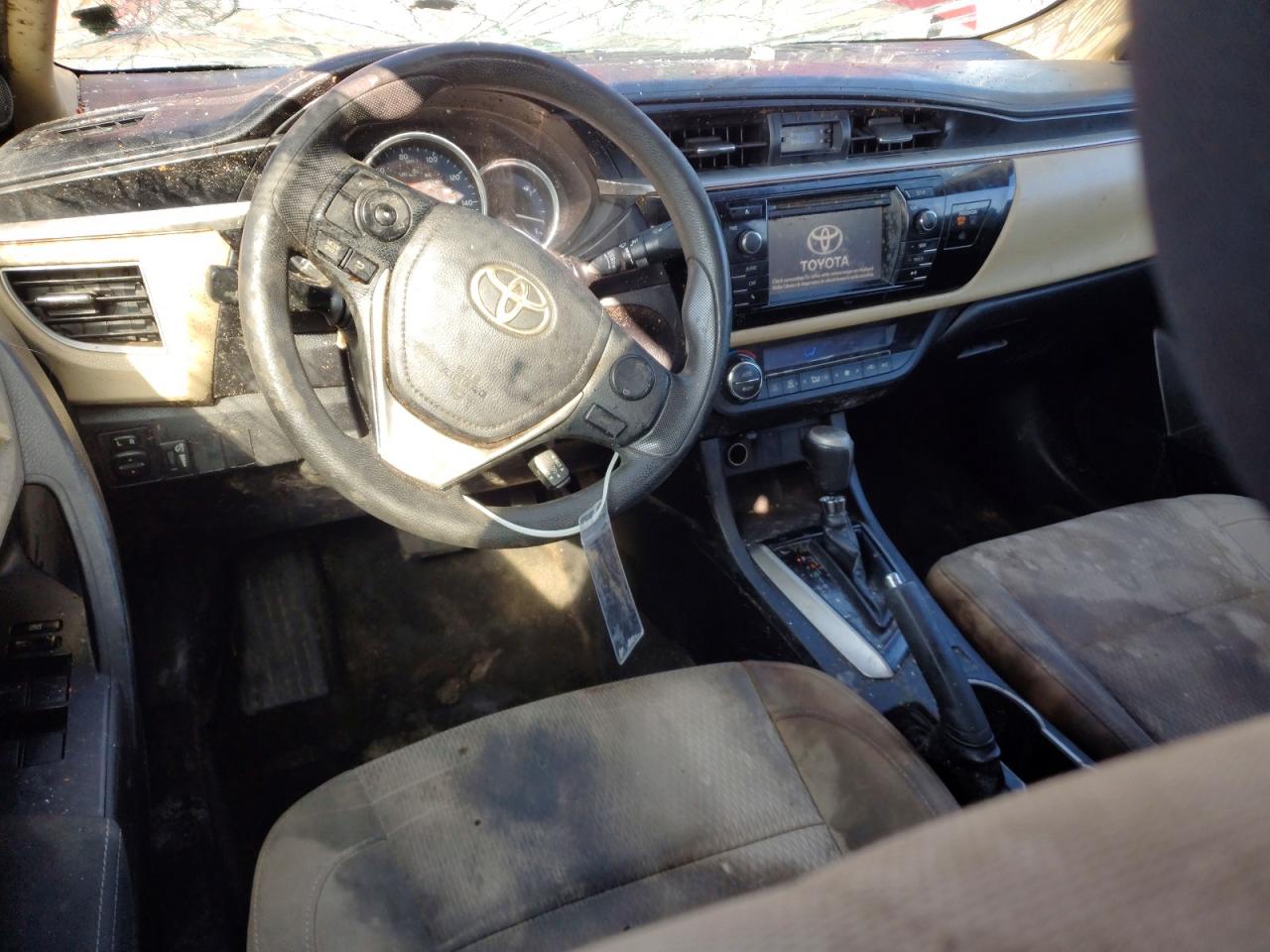 2015 TOYOTA COROLLA L photo 8