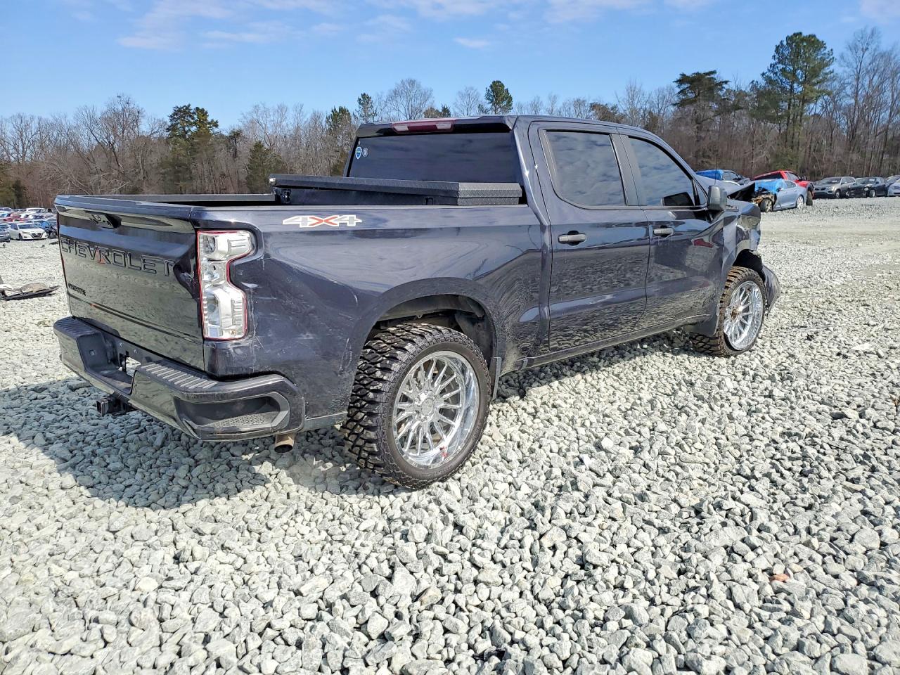 2023 CHEVROLET SILVERADO K1500 CUSTOM photo 5