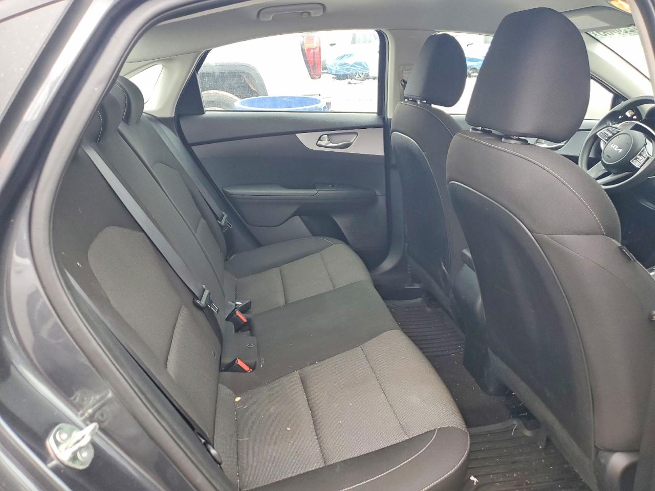 2024 KIA FORTE LX photo 19