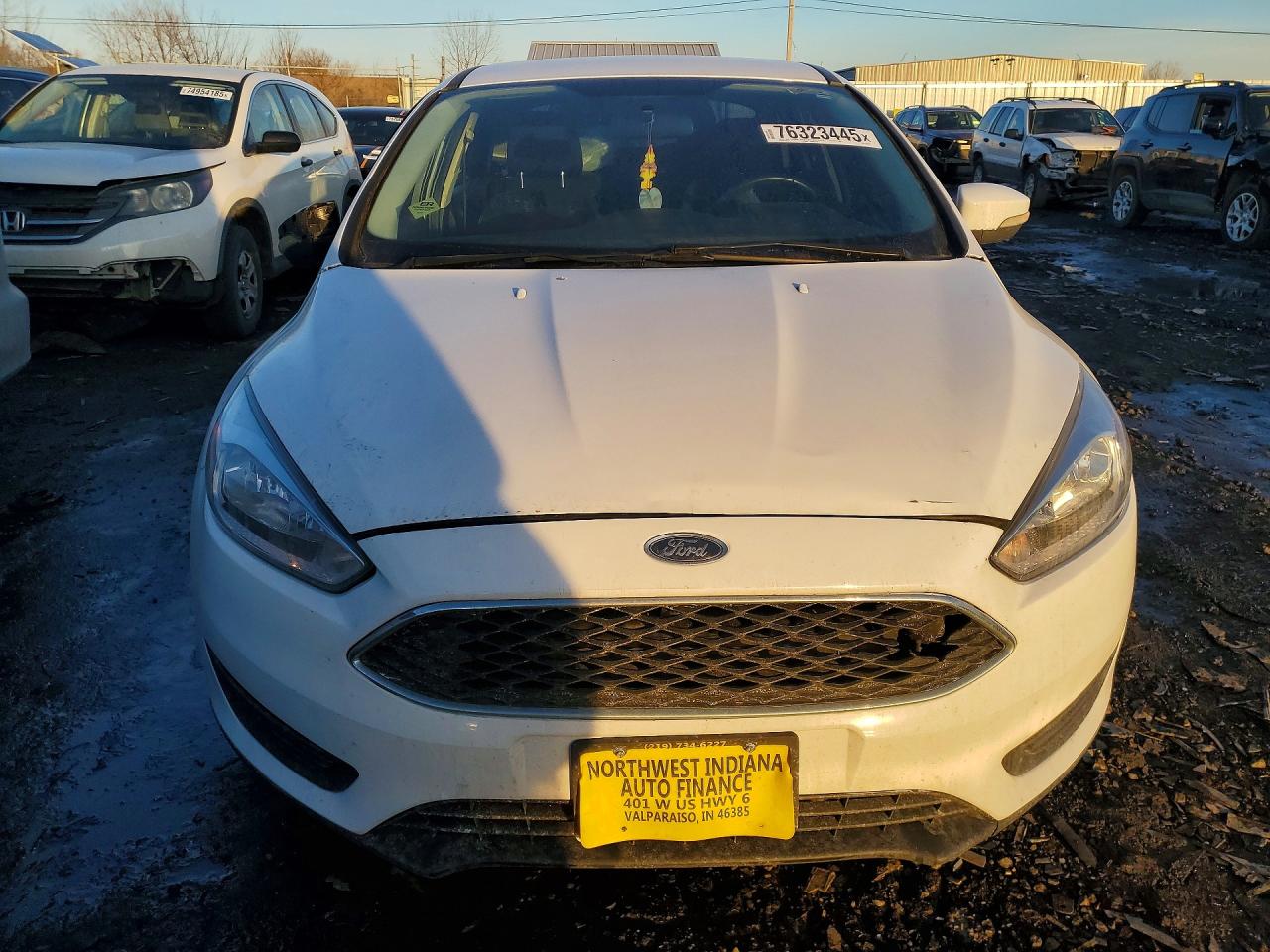 2017 FORD FOCUS SE photo 5