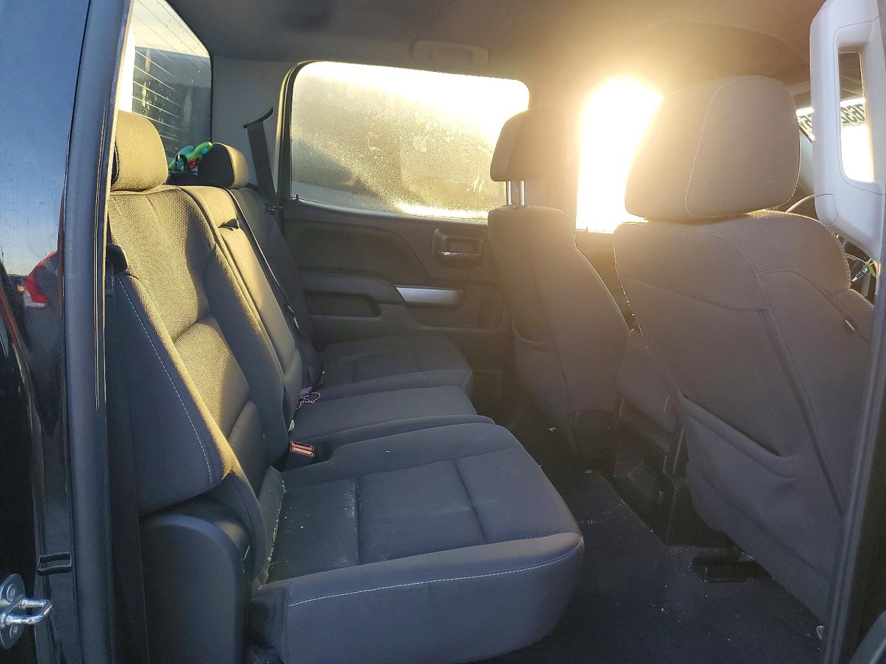 2018 CHEVROLET SILVERADO K1500 LT photo 10