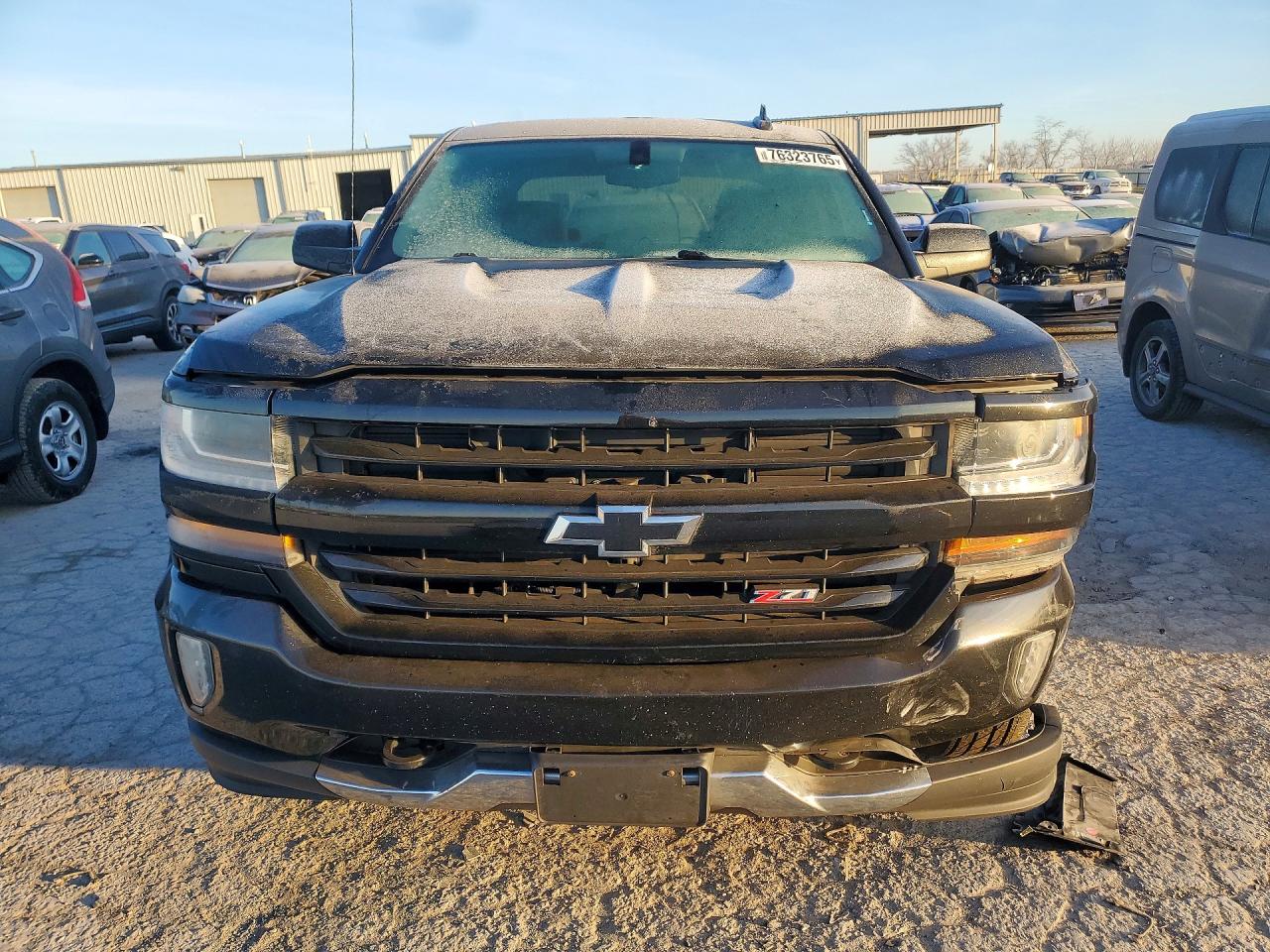 2018 CHEVROLET SILVERADO K1500 LT photo 5