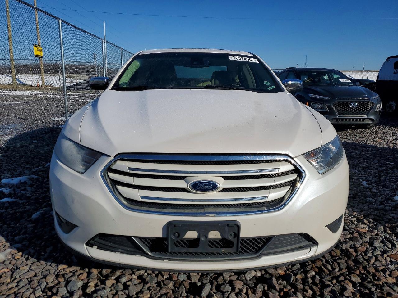 2015 FORD TAURUS LIMITED photo 9