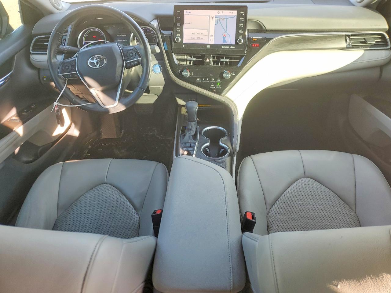 2021 TOYOTA CAMRY XLE photo 15