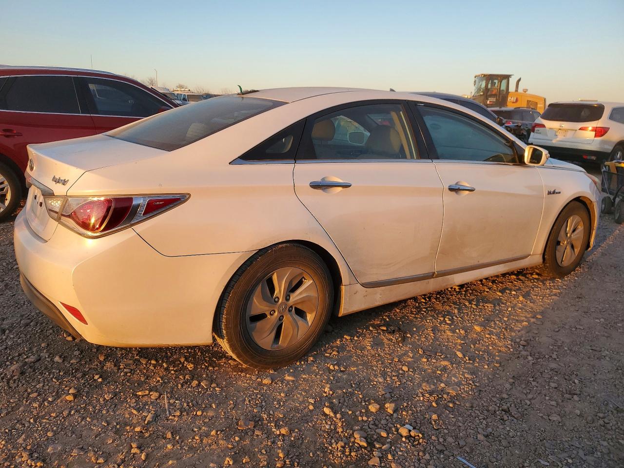 2015 HYUNDAI SONATA HYBRID photo 5
