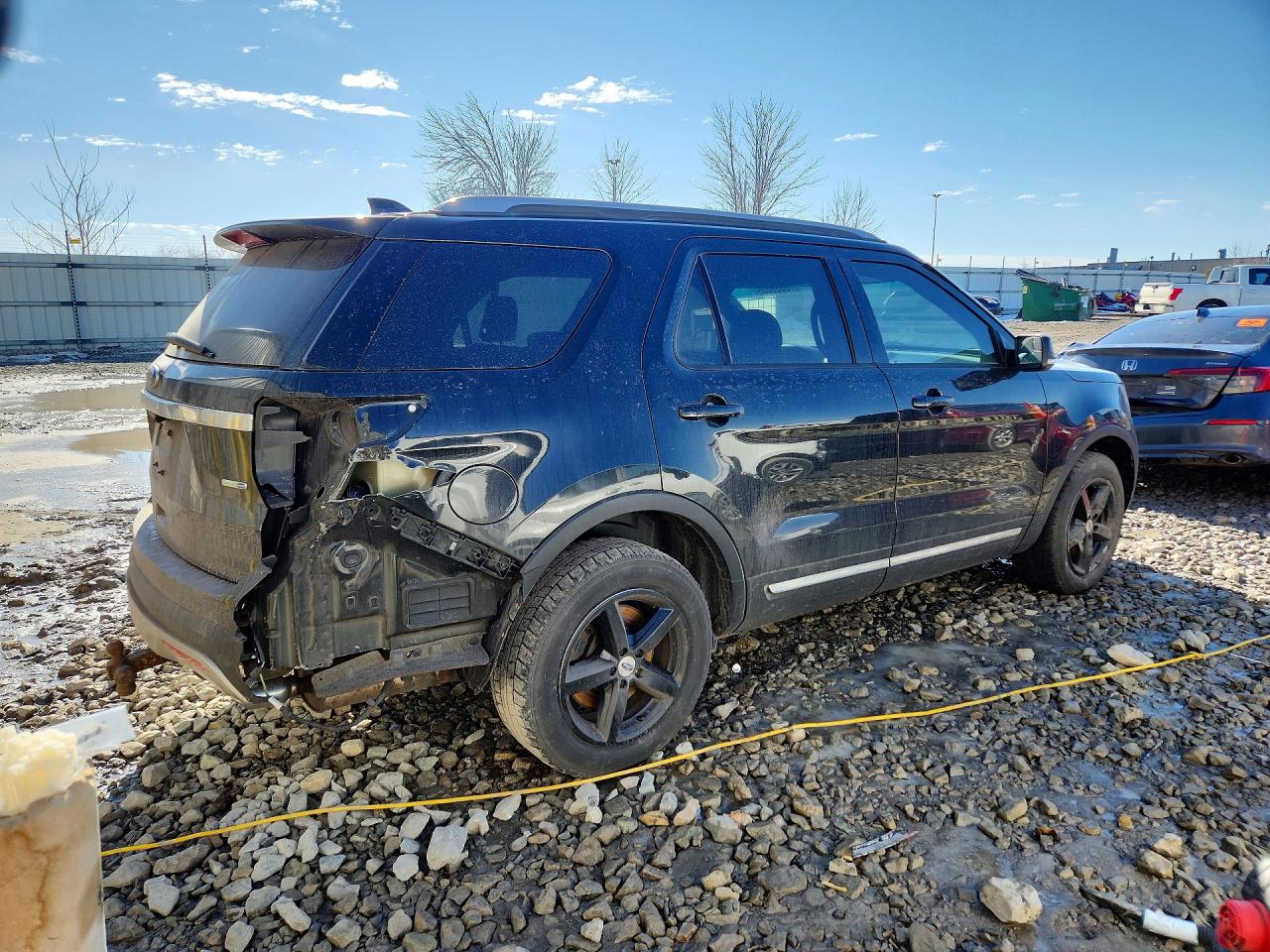 2016 FORD EXPLORER XLT photo 5