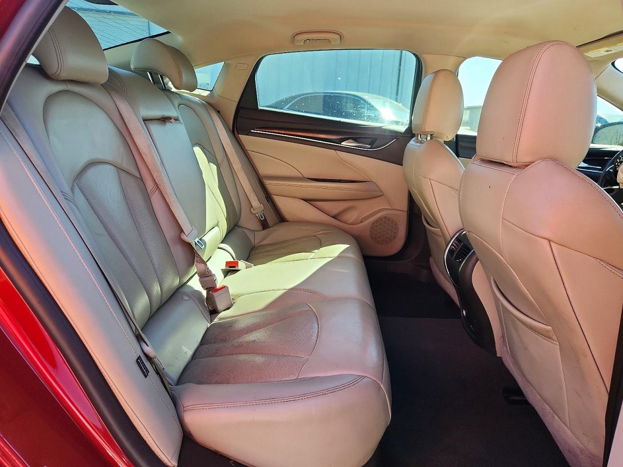 2018 BUICK LACROSSE PREMIUM photo 28