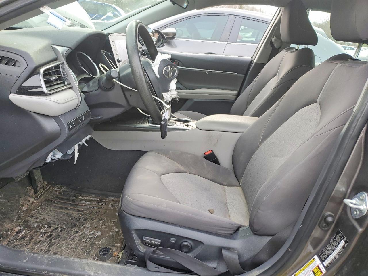 2023 TOYOTA CAMRY LE photo 7