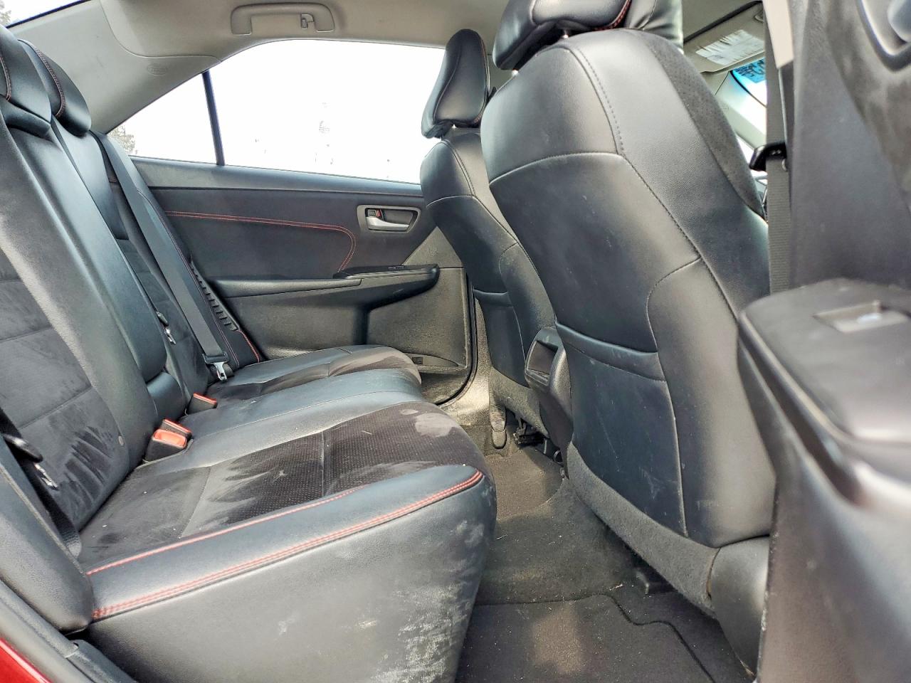 2017 TOYOTA CAMRY HYBRID photo 19