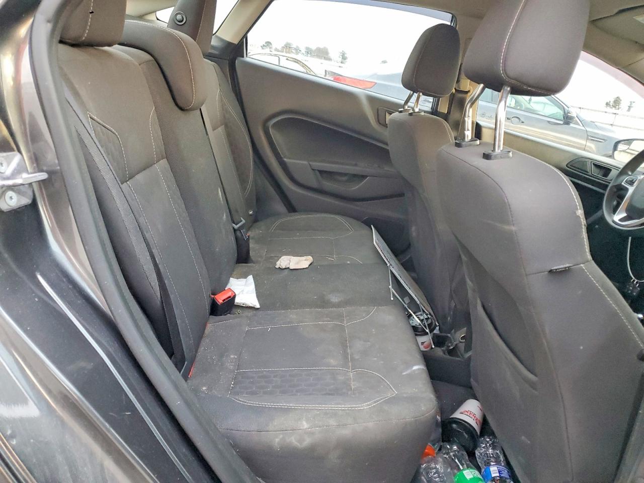 2019 FORD FIESTA SE photo 10