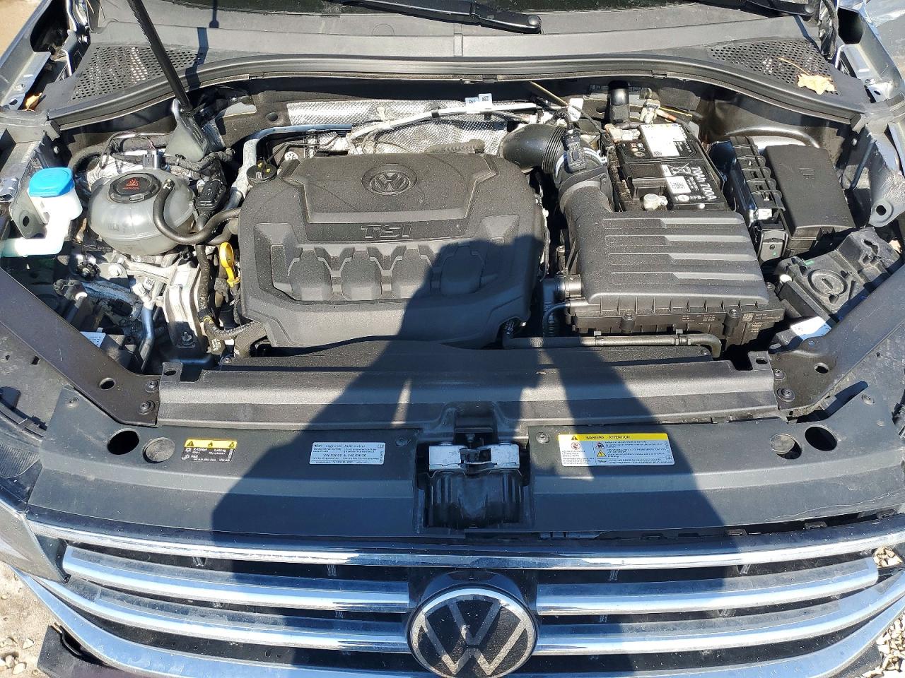 2024 VOLKSWAGEN TIGUAN SE photo 12