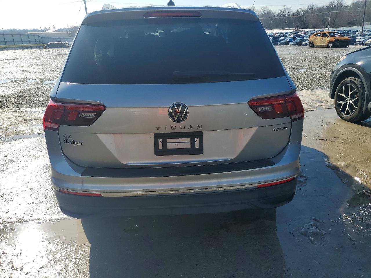 2024 VOLKSWAGEN TIGUAN SE photo 6