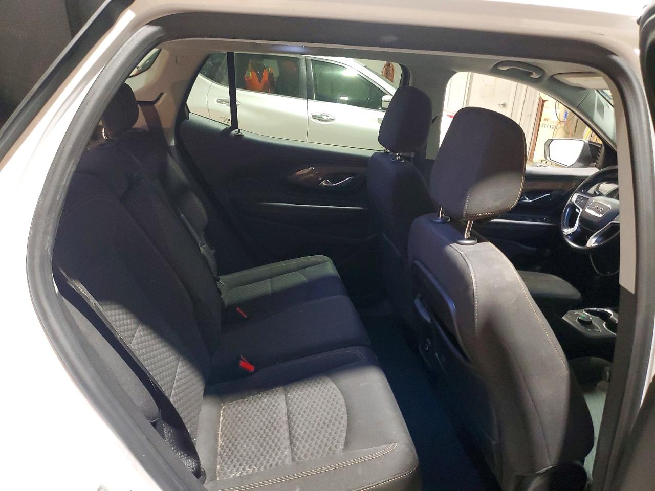 2019 GMC TERRAIN SLE photo 11