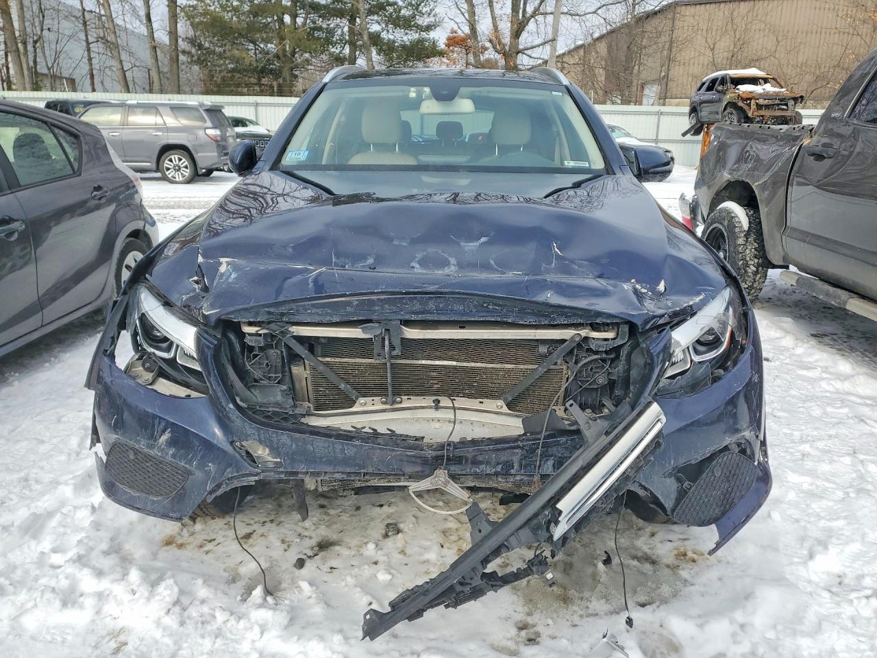 2018 MERCEDES-BENZ GLC 300 4MATIC photo 9