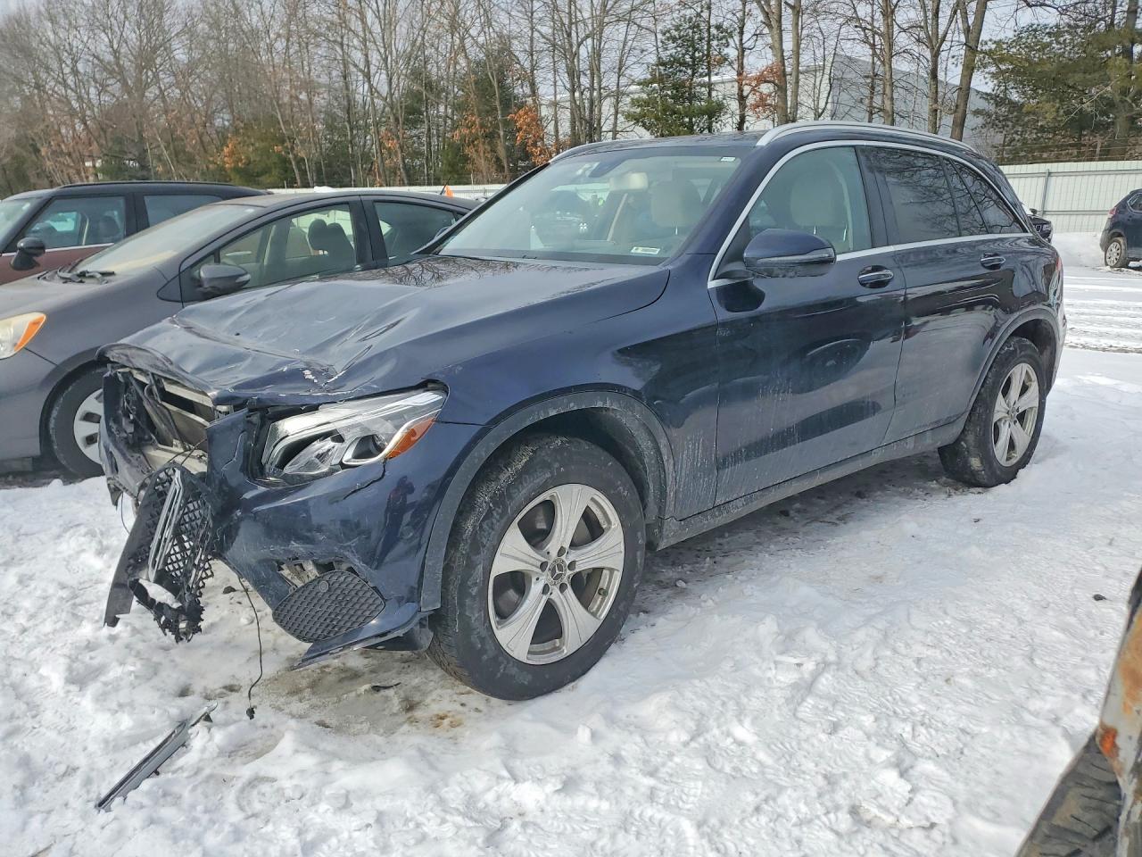 2018 MERCEDES-BENZ GLC
